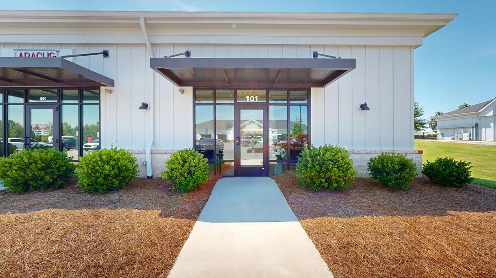 1180 Stonecrest Blvd, Fort Mill, SC for lease - Building Photo - Image 2 of 7