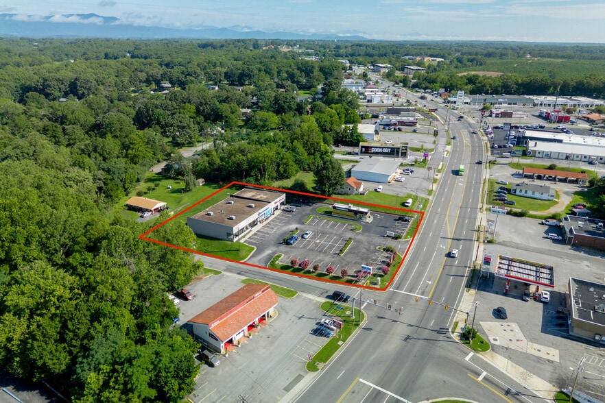 4846 S Amherst Hwy, Madison Heights, VA for lease - Aerial - Image 2 of 29