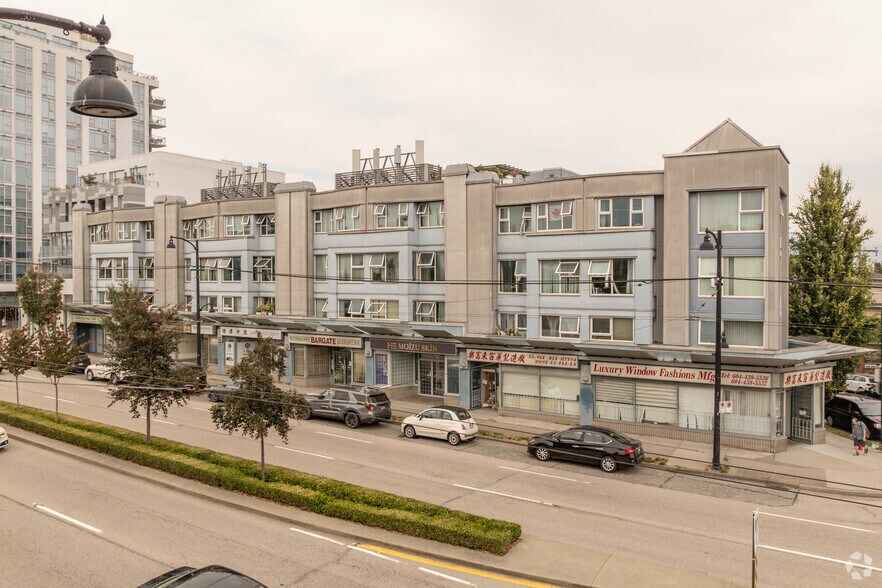 2487 Kingsway, Vancouver, BC à vendre - Photo principale - Image 1 de 3