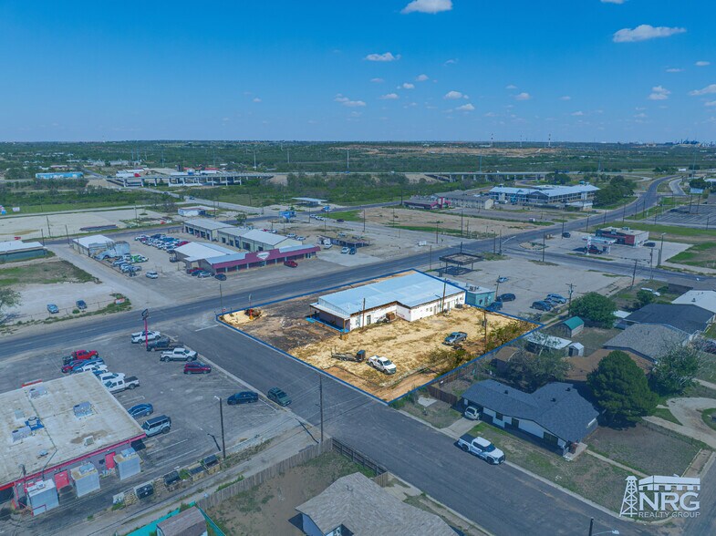 1600 E 4th St, Big Spring, TX à louer - Photo du bâtiment - Image 3 de 10