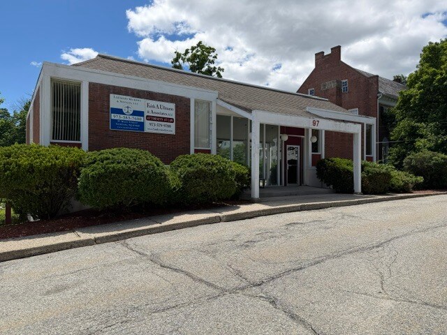 97 Main St, Newton, NJ à louer - Photo du bâtiment - Image 1 de 3