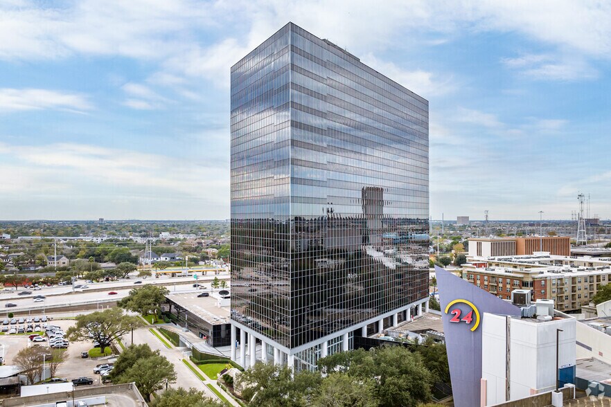 24 Greenway Plz, Houston, TX à louer - Photo du bâtiment - Image 2 de 26