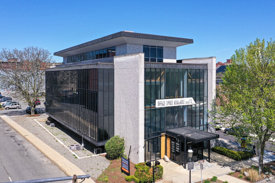 21 George St, Lowell, MA for lease - Building Photo - Image 1 of 2