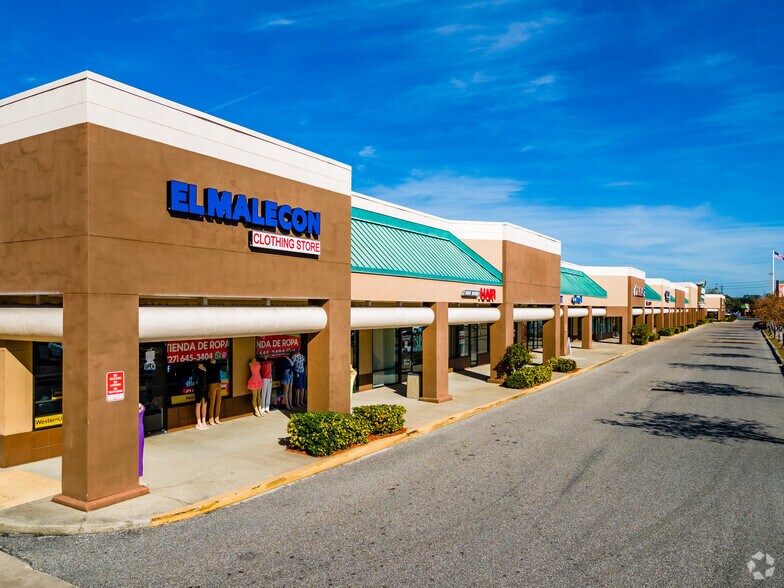 10017 US Highway 19 S, Port Richey, FL à louer - Photo du bâtiment - Image 3 de 15