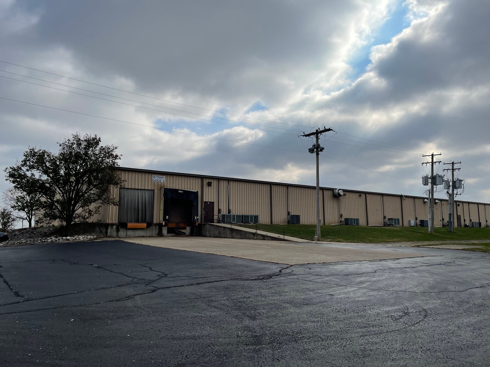 901 S 1st St, Princeton, IN à louer Photo intérieure- Image 1 de 4