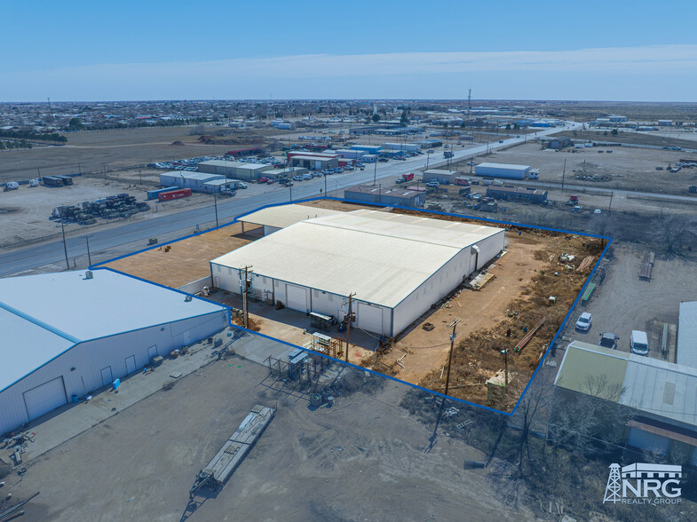 409 NW Mustang Dr, Andrews, TX for lease - Building Photo - Image 2 of 8