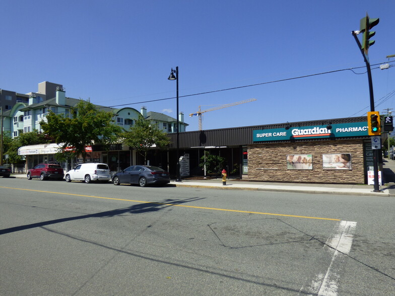 45789 Spadina Ave, Chilliwack, BC à vendre - Photo du bâtiment - Image 3 de 6