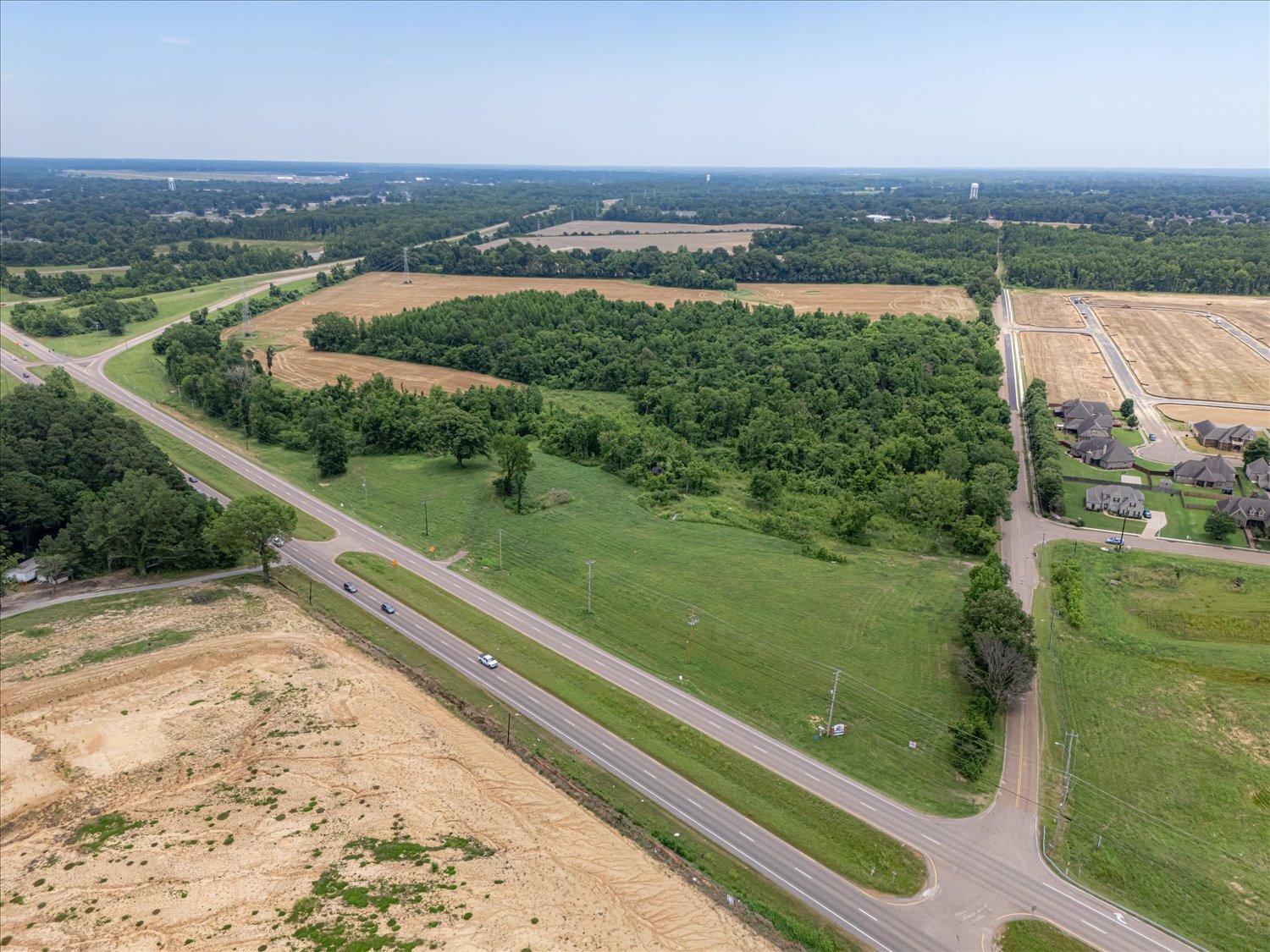 Southeast corner I-269/TN 385 @ US 51 hwy, Millington, TN à vendre A rien- Image 1 de 6