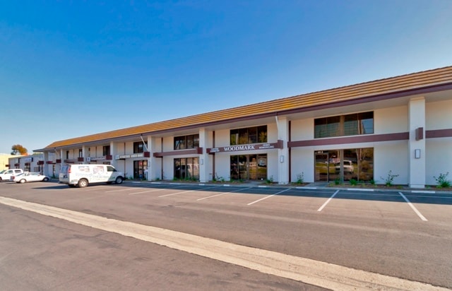 5558-5576 E La Palma Ave, Anaheim, CA à louer Photo du bâtiment- Image 1 de 4