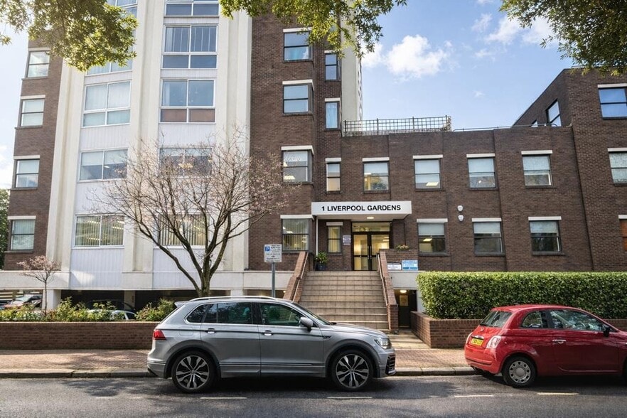 1-3 Liverpool Gdns, Worthing for lease - Building Photo - Image 2 of 19