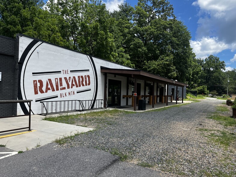 141 Richardson Blvd, Black Mountain, NC for sale - Building Photo - Image 3 of 16