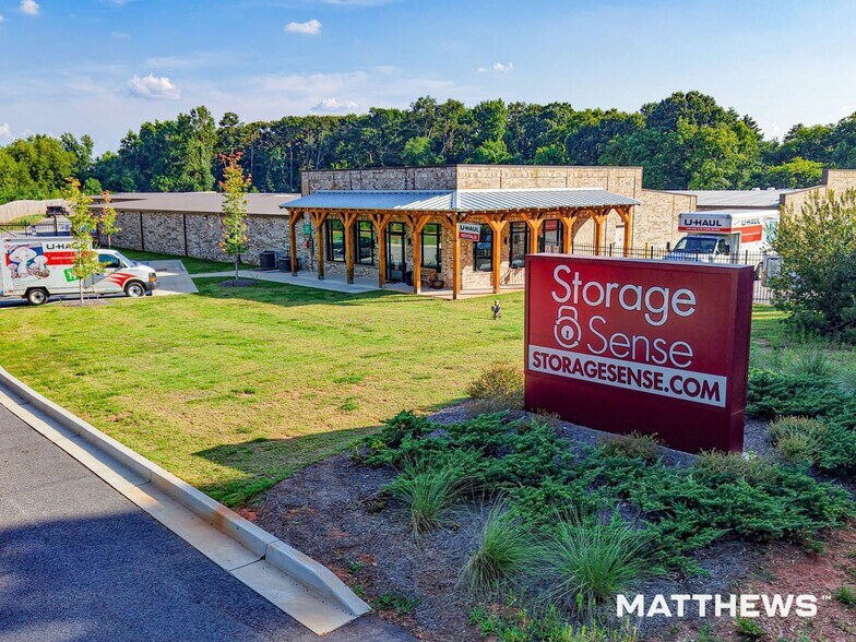 2421 Ga-124, Jefferson, GA à vendre - Photo du bâtiment - Image 3 de 4
