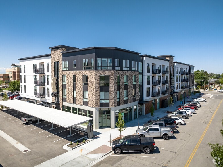 33 E Idaho Ave, Meridian, ID for lease - Building Photo - Image 1 of 20