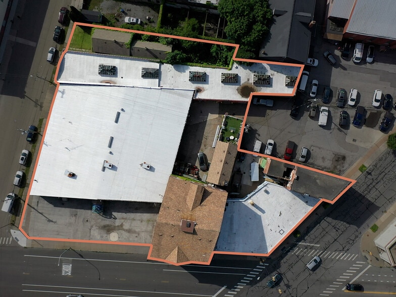 235, 241, 245 Genesee Street portfolio of 4 properties for sale on LoopNet.ca - Aerial - Image 2 of 4