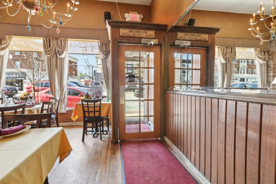 359-361 Bloomfield Ave, Caldwell, NJ à vendre - Photo intérieure - Image 2 de 31