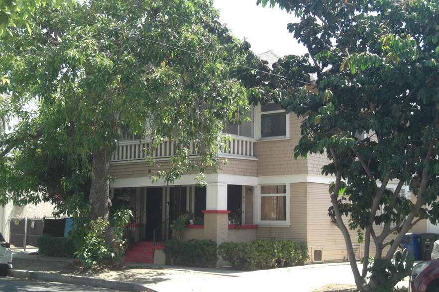 3846 S Gramercy Pl, Los Angeles, CA à vendre - Photo du bâtiment - Image 2 de 4