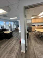 17725 Crenshaw Blvd, Torrance, CA à louer Photo intérieure- Image 2 de 6