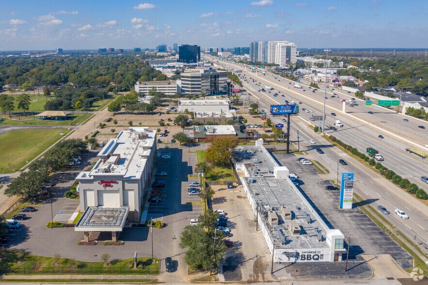 11333 Katy Fwy, Houston, TX à vendre - Aérien - Image 3 de 4