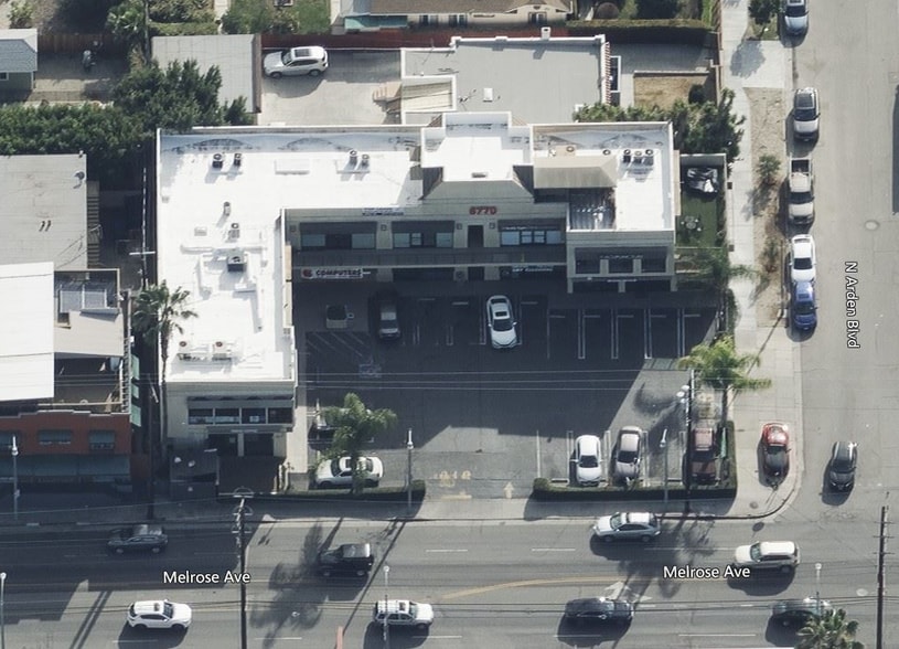 5770 Melrose Ave, Los Angeles, CA à louer - Aérien - Image 2 de 2