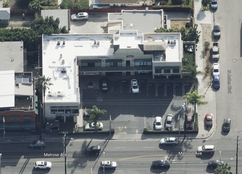 5770 Melrose Ave, Los Angeles, CA for lease - Building Photo - Image 1 of 5