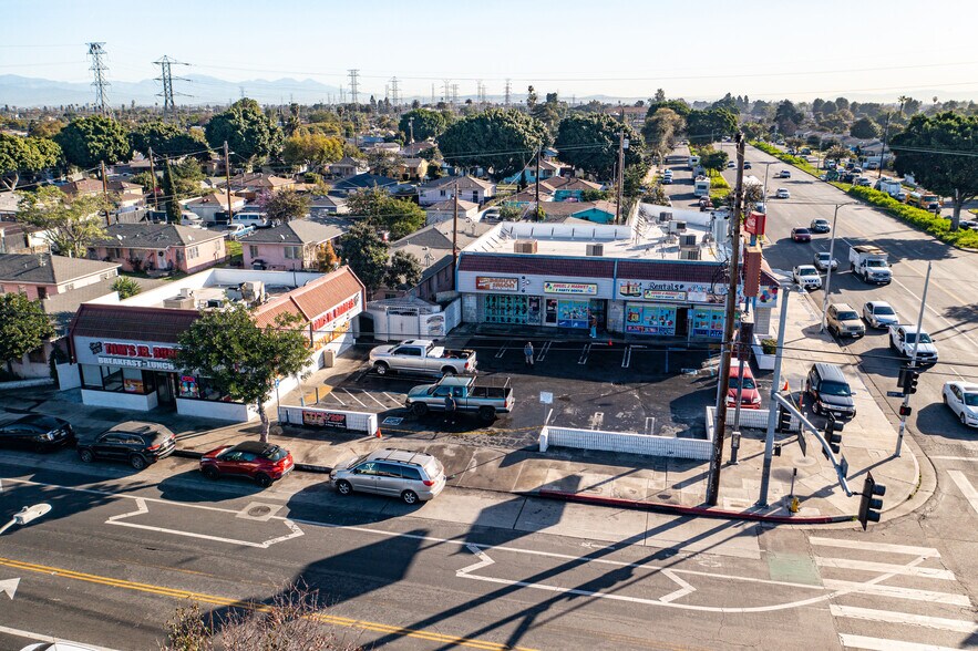 601 E Century Blvd, Los Angeles, CA à louer - Photo du bâtiment - Image 3 de 3