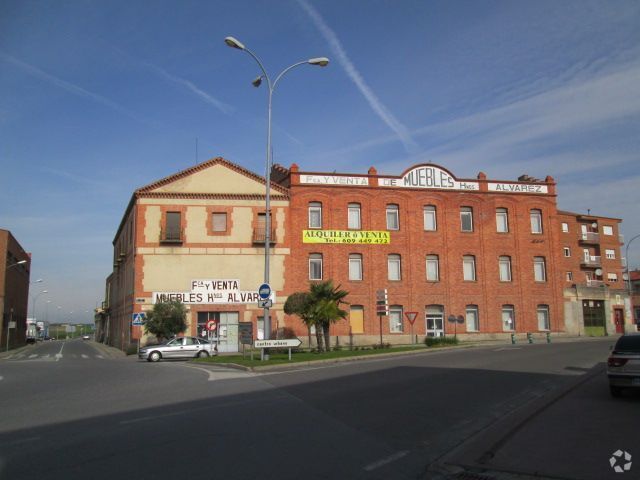 Industriel dans Arévalo, Ávila à vendre Photo principale- Image 1 de 10