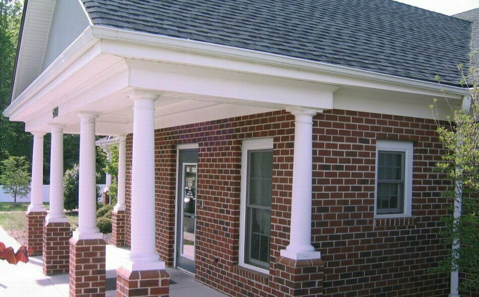 5000 Ridgedale Pky, North Chesterfield, VA à louer - Photo du bâtiment - Image 2 de 10