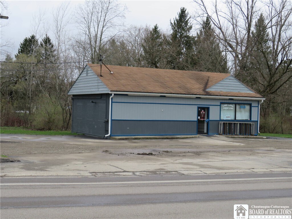 9971 NY-16, Delevan, NY à vendre Photo principale- Image 1 de 1