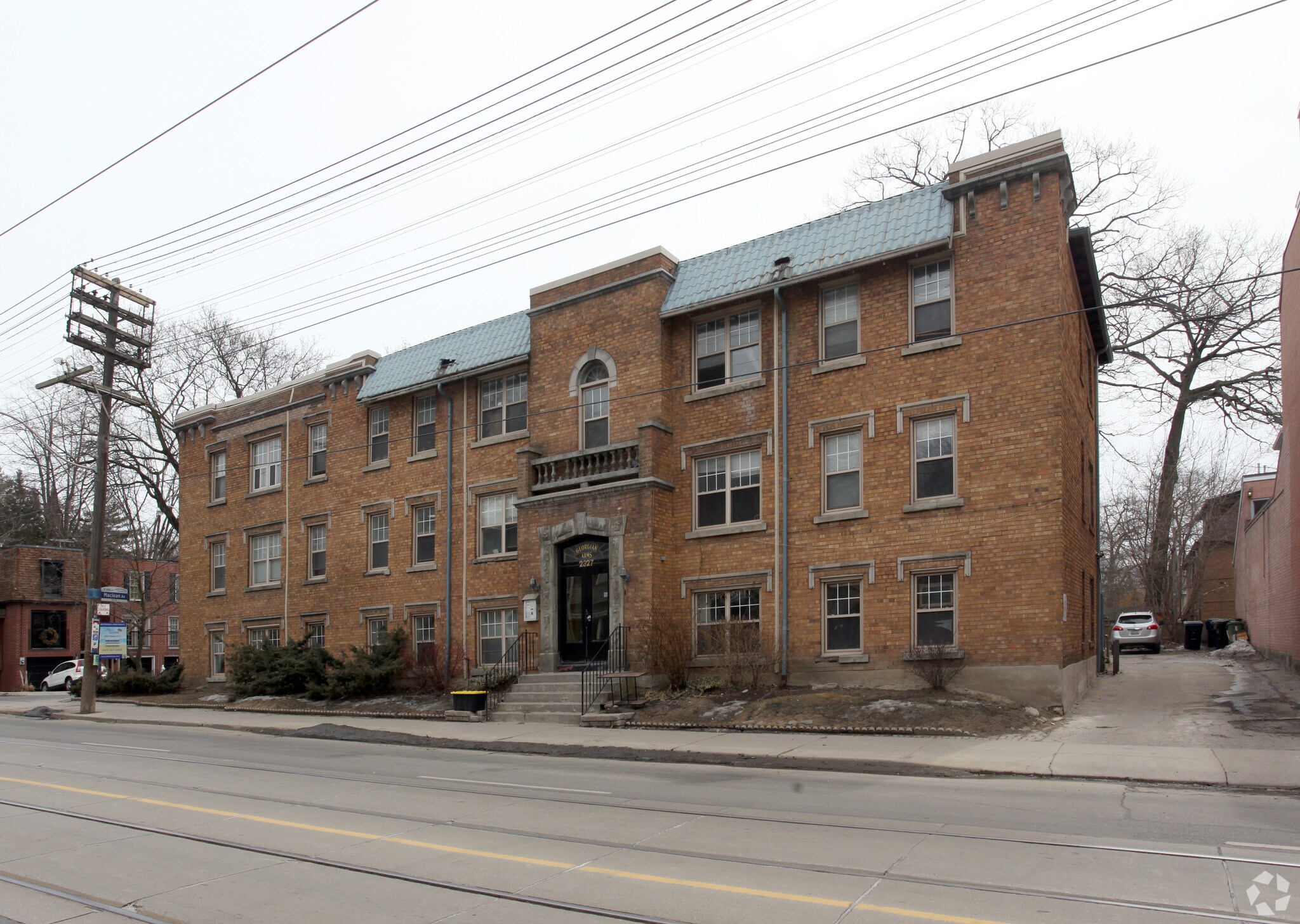 2327 Queen St E, Toronto, ON à vendre Photo principale- Image 1 de 1