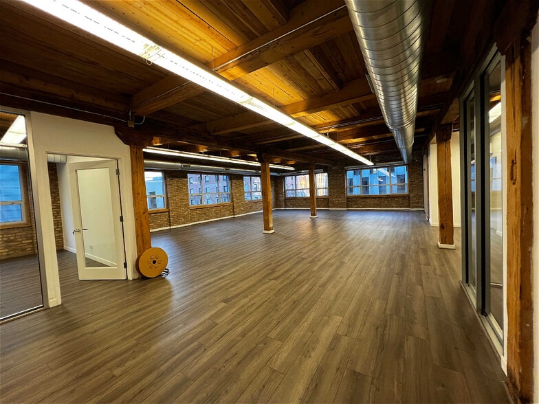 201 E Ohio St, Chicago, IL for lease - Interior Photo - Image 3 of 12