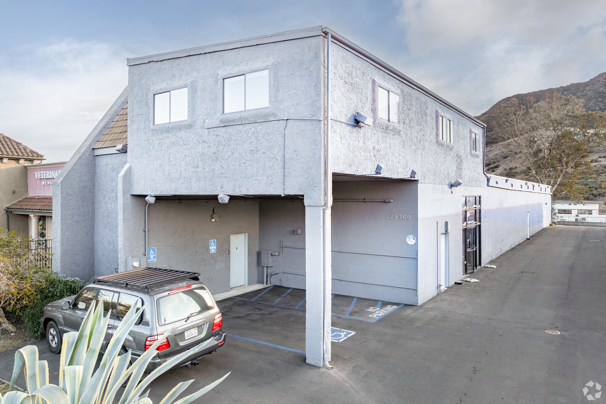 29360-29370 Roadside Dr, Agoura Hills, CA for sale Building Photo- Image 1 of 18