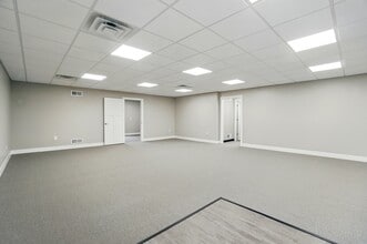 241 Paddock Ct, Delaware, OH for lease Building Photo- Image 2 of 13