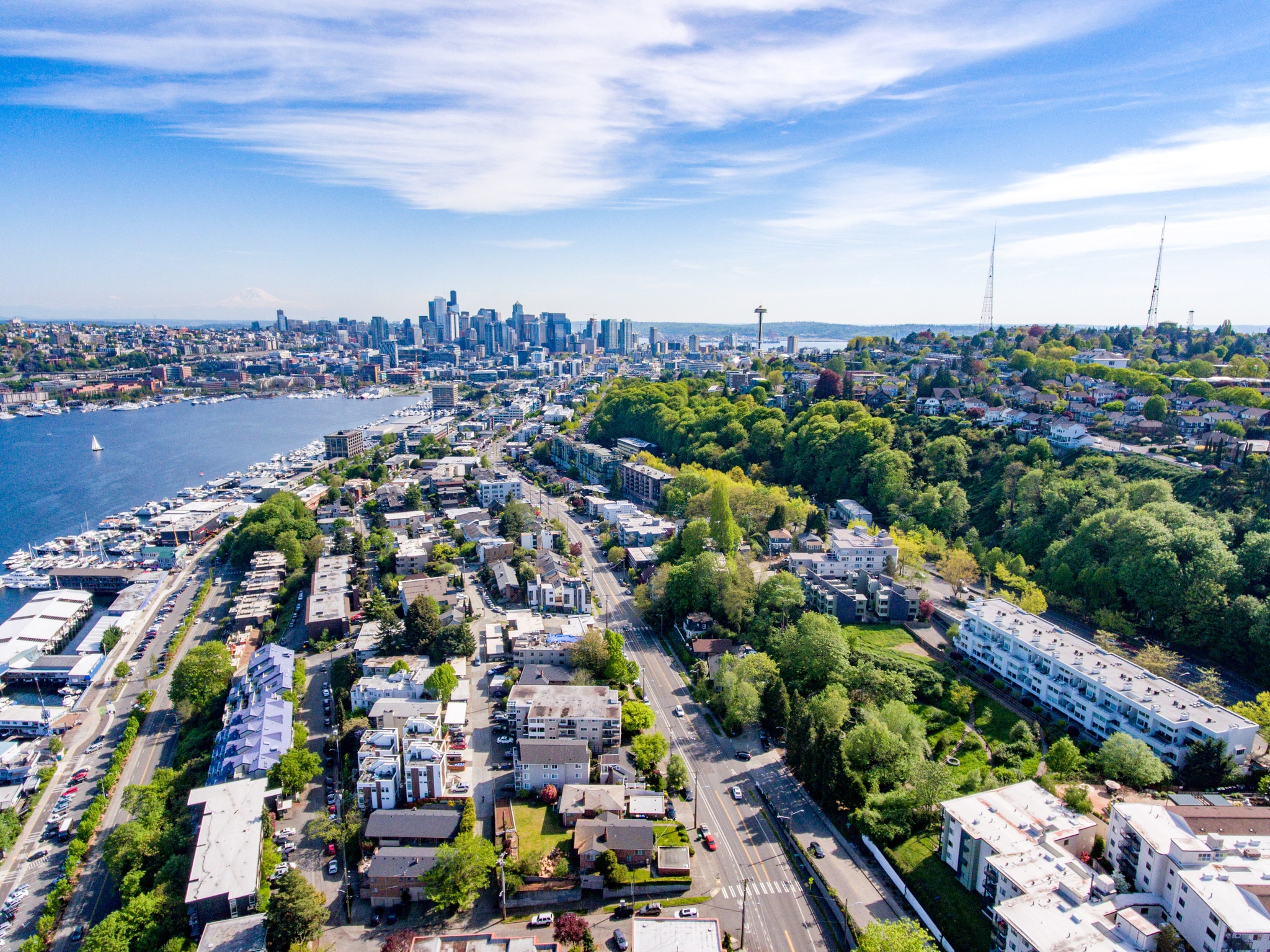 2121 Aurora Ave N, Seattle, WA for sale Primary Photo- Image 1 of 5