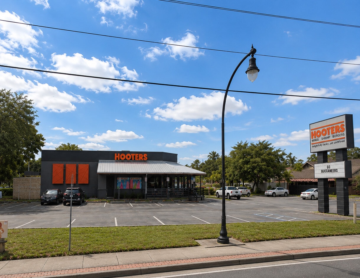 4420 W Gandy Blvd, Tampa, FL for lease Building Photo- Image 1 of 4