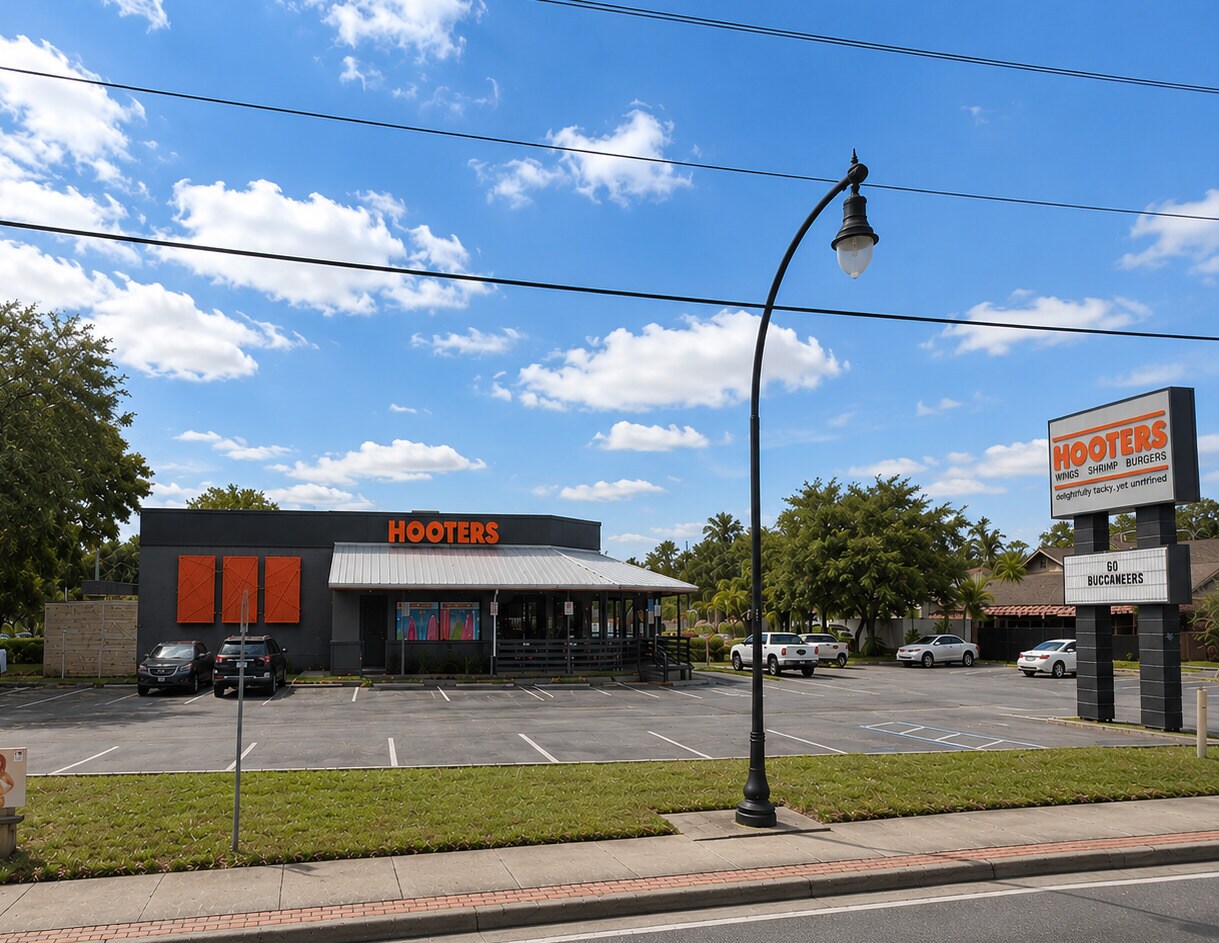 4420 W Gandy Blvd, Tampa, FL à louer Photo du bâtiment- Image 1 de 4