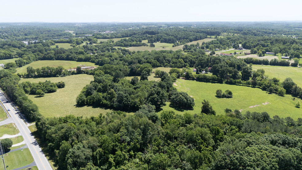 37 +/- AC Scottsville Rd, Glasgow, KY for sale - Primary Photo - Image 1 of 1