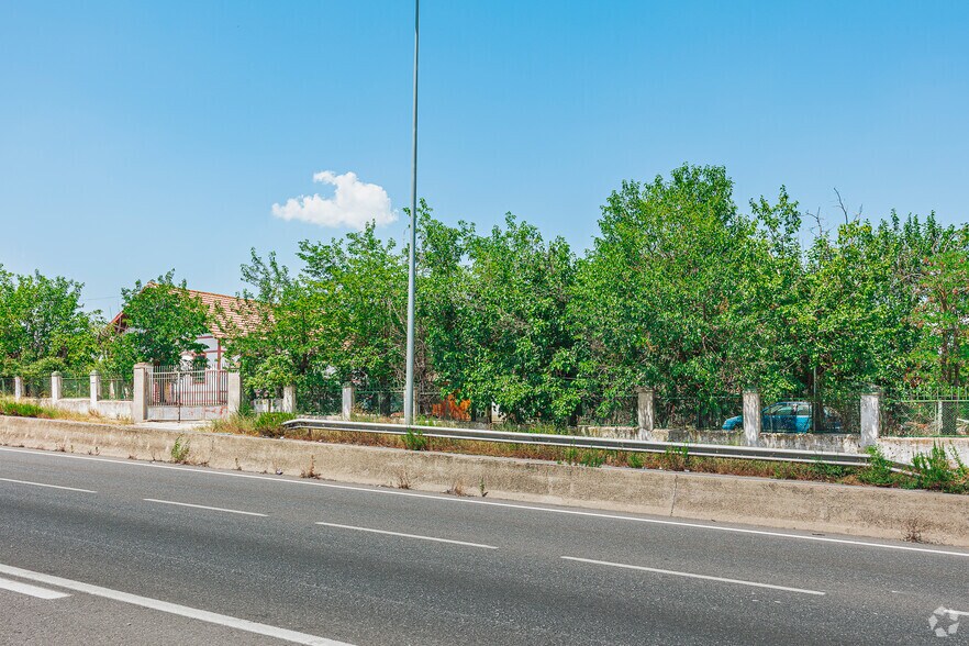 Carretera de Fuencarral, 106, Alcobendas, Madrid à vendre - Photo du bâtiment - Image 2 de 3