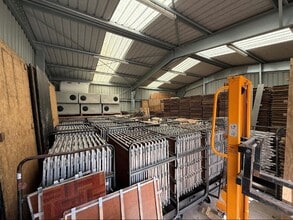 Unit 6 & 7 Gate Street Barn, Guildford for lease Interior Photo- Image 1 of 1