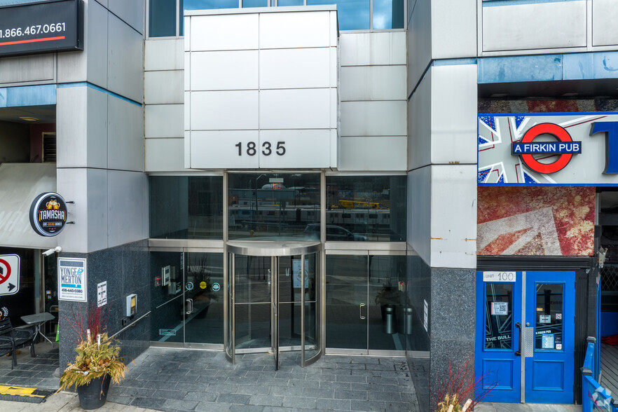 1835 Yonge St, Toronto, ON à louer - Photo du bâtiment - Image 3 de 5