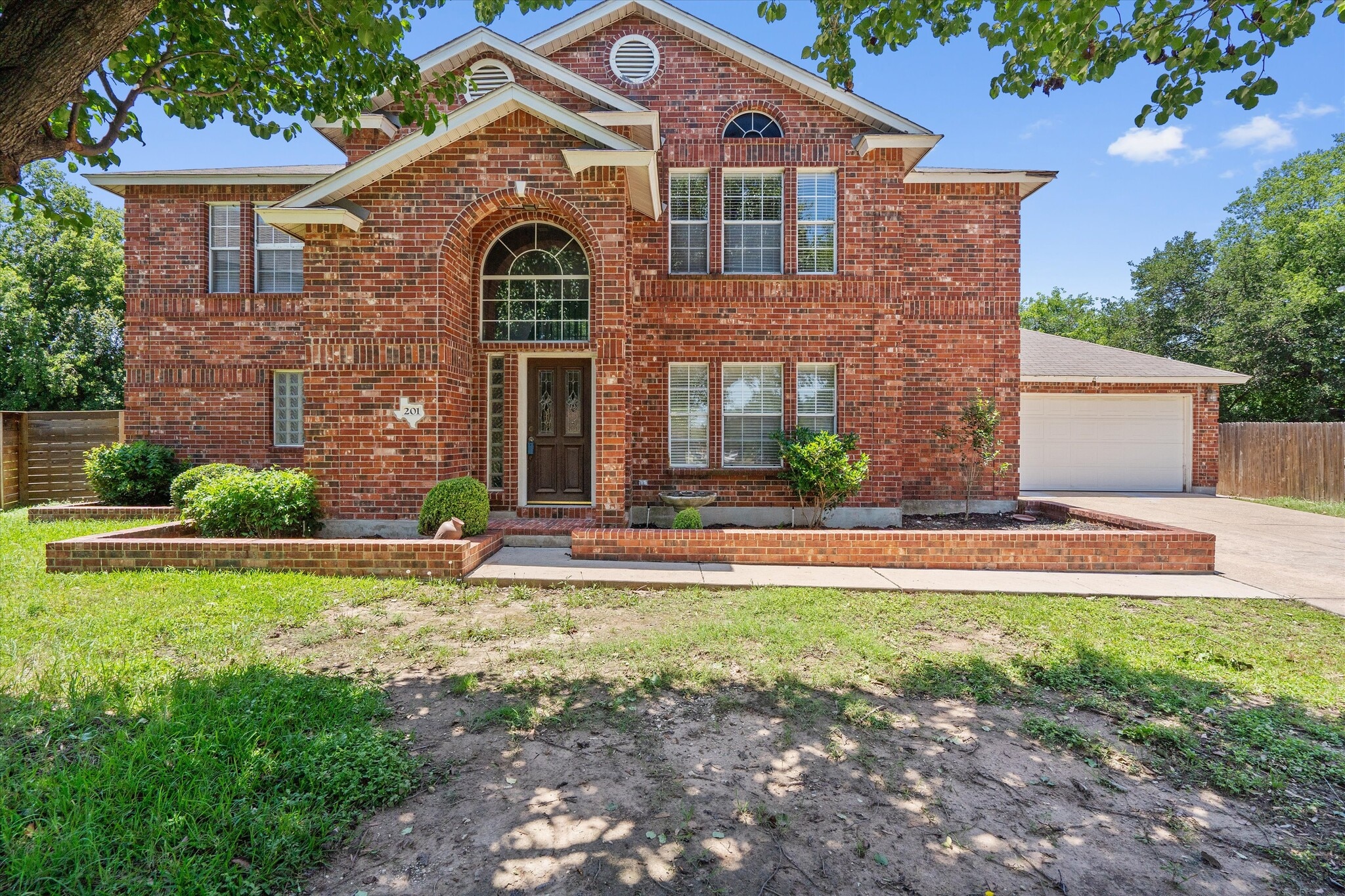 201 Covala Dr, Cedar Park, TX for sale Primary Photo- Image 1 of 45