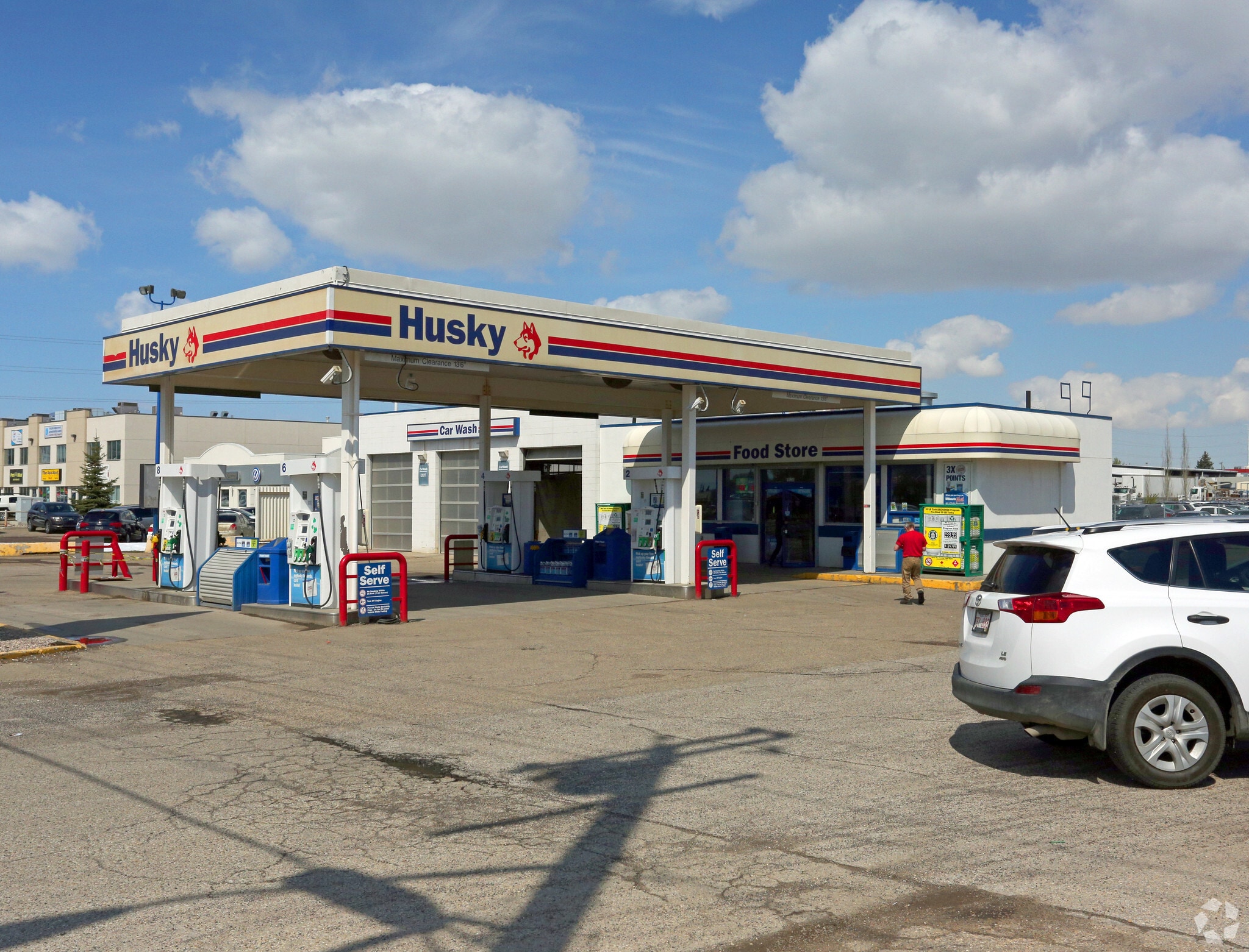 9536 51st Ave NW, Edmonton, AB for sale Primary Photo- Image 1 of 1