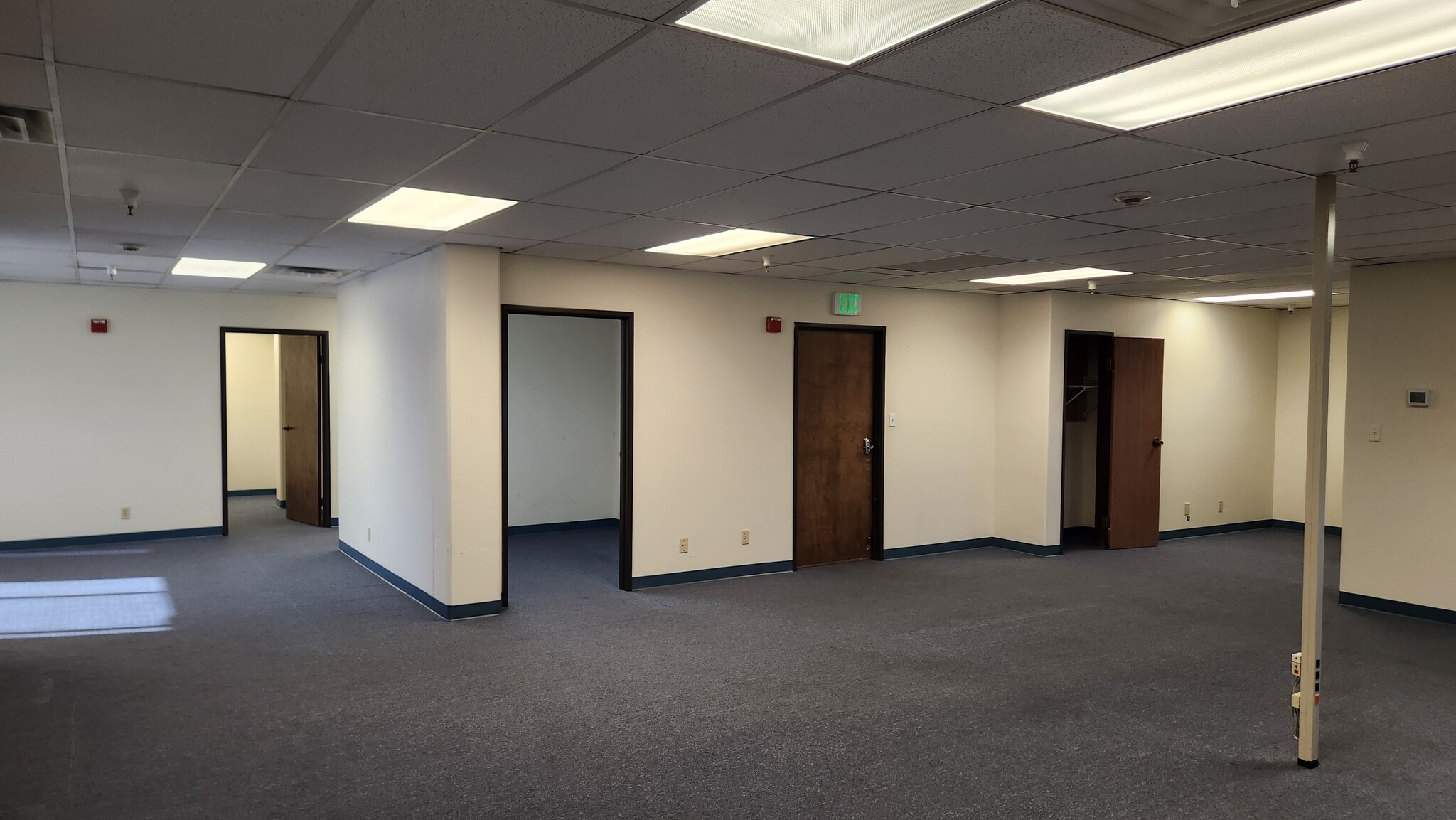 400 W King St, Carson City, NV for lease Interior Photo- Image 1 of 5