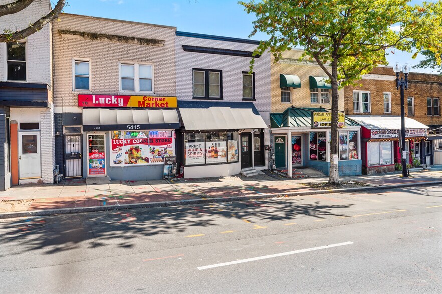 5413 Georgia Ave NW, Washington, DC à vendre - Photo du bâtiment - Image 2 de 22