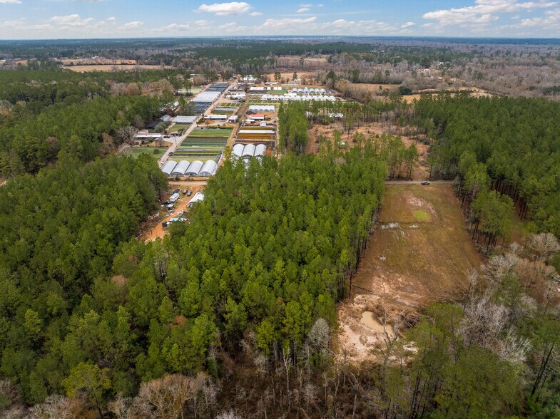 5 Avon Willis Rd, Oakdale, LA for sale - Building Photo - Image 2 of 15