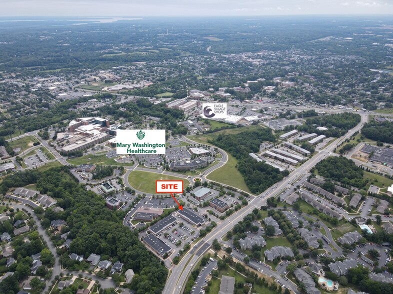 2521-2537 Cowan Blvd, Fredericksburg, VA à vendre - Photo du bâtiment - Image 2 de 18