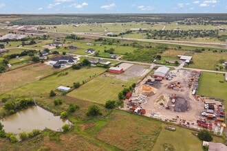 8208 Apollo Dr, Joshua, TX à louer Photo intérieure- Image 2 de 13