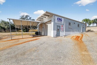 1033 Hooks St, Clermont, FL for lease Interior Photo- Image 2 of 10