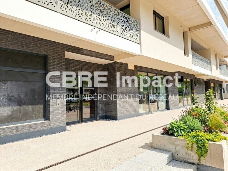 51 Avenue De Langres, Dijon for lease - Building Photo - Image 2 of 9