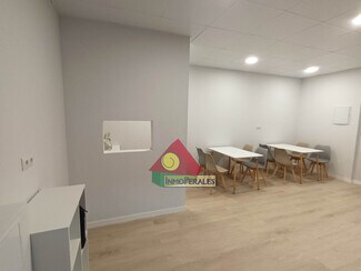 Plus de détails pour Commerce de détail à louer