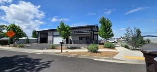 Plus de détails pour 407 SE Warsaw St, Redmond, OR - Industriel à vendre